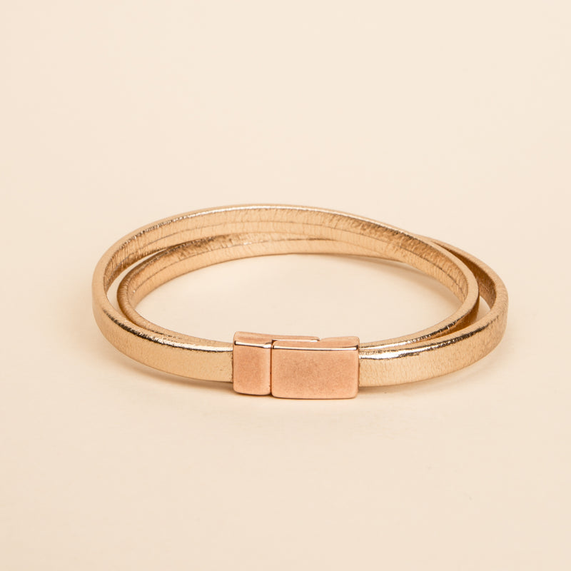 Bracelet Noa cuir doré avec fermoir or rose